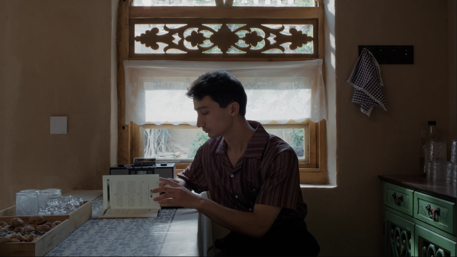 好喝酒馆 still 1